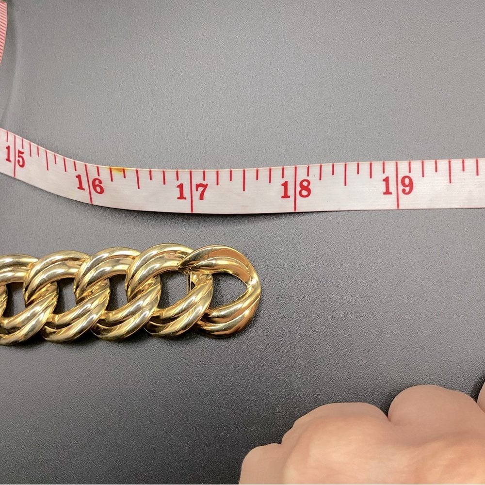 Vintage Gold Tone Jewelry Set Chunky Chain Runway Necklace Pierced Earrings - Picture 4 of 4